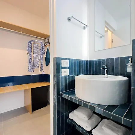 Youcomehere - Montebello 4* Roma