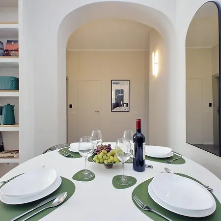Youcomehere - Montebello 4* Roma