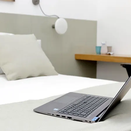 בית הארחה Youcomehere - Montebello רומא