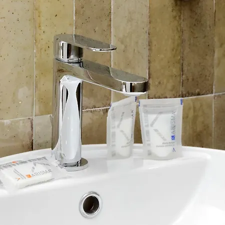 בית הארחה Youcomehere - Montebello