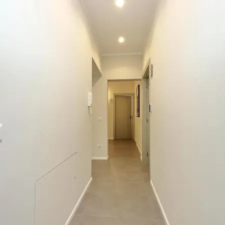 Youcomehere - Montebello 4* רומא