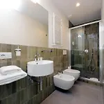 Youcomehere - Montebello Affittacamere 4*