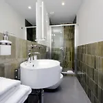 Youcomehere - Montebello Affittacamere 4*